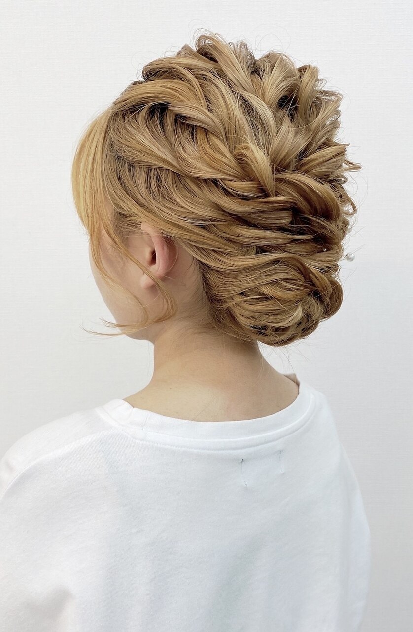 【7:00〜10:00限定】ヘアセット \3,000