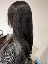 ヘアーコンセプト(HAIR CONCEPT) 黒髪×グレーインナー