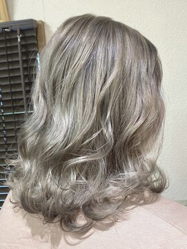 フラワー ナガハマ(Flower Nagahama) バレイヤージュ