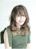 セクションカラー/グラデーションカラー/ペールベージュ/秋葉原