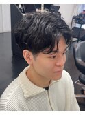黒髪マッシュセンターパートニュアンスパーマ