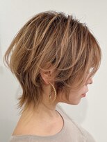 アイズ(I's)&nbsp;ネオウルフ×レイヤーボブ×ハイトーン