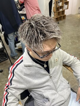 エルオム(EL.HOMME) 【TAKASHI】ツイスト金メッシュ