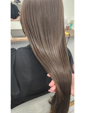 イラ(Era) アッシュグレージュ