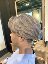 サンズ(suns)&nbsp;【shuyu】ミルクティーグレージュ×センターパート