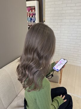 ルエクラ(Le e'clat) グレージュカラー