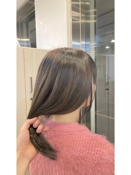 レイズ(Raise) ハイトーン/レイヤーカット/グレージュカラー/香川/高松