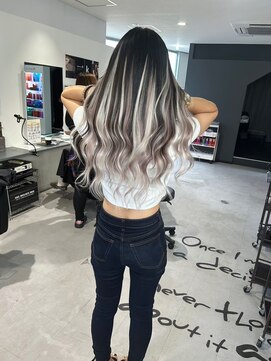 キング(K!ng) 縮毛矯正髪質改善ハイライトレイヤーカット枚方美容室エクステ