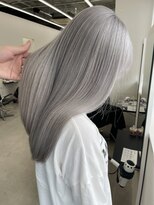 ディーエヌエー バイ エゴル(DiNA by ENGOL)&nbsp;【DiNA名古屋栄】名古屋ハイトーンシルバーカラー【保存必須】