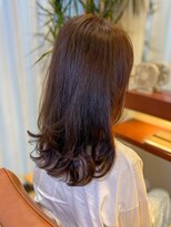 マーリャヘアー(mallia hair)&nbsp;やわらかい質感のウェーブ×艶カラー
