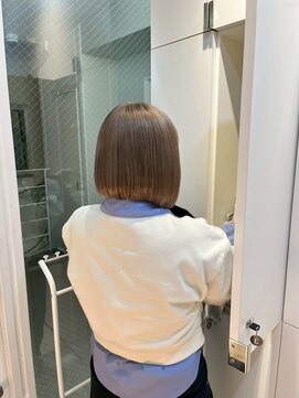 ガリカ 横浜(Gallica) ミルクティーベージュカラー/ハイトーンカラー×ボブ