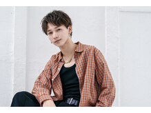 人気のラフな束感スタイルをトータルバランスで似合わせ!!