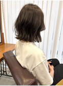 くびれミディアム×暗髪オリーブグレージュ