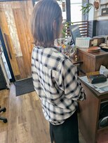 バンビ プライベート サロン(Bambi private salon) アッシュブラウン/切りっぱなしレイヤーボブ/外ハネ/Bambi松平愛