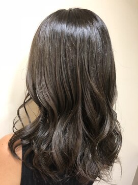 テラス アヴェダ 大丸心斎橋店(Terrace AVEDA) ツヤ感グレージュ