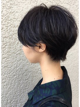 アッシュ ヘアーメイク 桐生(ash hair×make) ダークカラー×ショート【Ｎ.カラー】