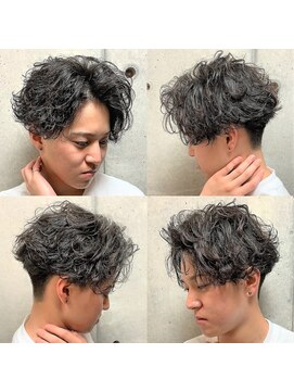 スナッグルサロン(SNUGGLE SALON) ツイストスパイラルパーマ/センターパート/かき上げヘア