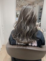 アヴァンス なかもず店(AVANCE.)&nbsp;バレイヤージュ×グレージュ×ホワイトグレージュ×ハイライト