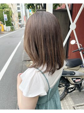 ナット(Nat) スモーキーマットアッシュ