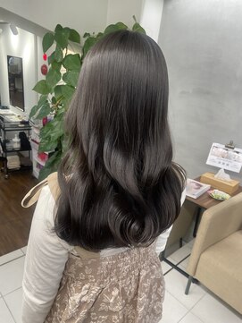 インビテーション(invitation) 地毛風グレージュ 暗髪 艶髪 就活カラー 実習カラー