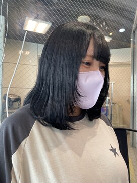 ヘアーアンドメイク ビス(HAIR&MAKE bis) 黒髪でも可愛く!レイヤーカット【中西思実】