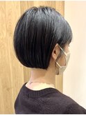 前下がりボブ 切りっぱなしボブ ショートボブ 縮毛矯正 髪質改善
