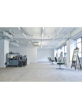 【中区・本川町駅徒歩3分】居心地のいいこだわり空間は、フラッと立ち寄りたくなるメンズ専門店