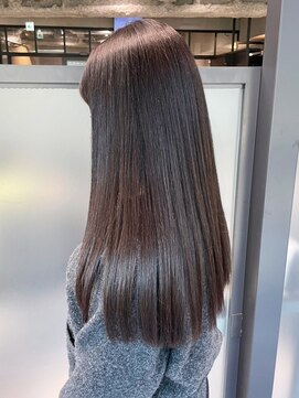 アイティーバイアルバム 藤沢店(IT by ALBUM) ロング韓国ヘアおくれ毛美髪顔周りレイヤー_ba545241