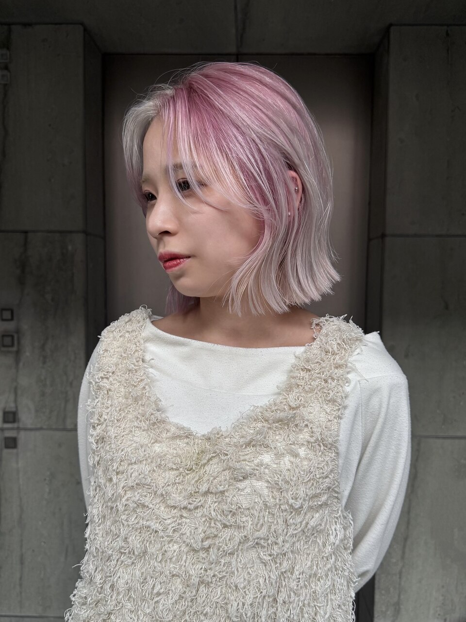 2025年夏】グラデーション ピンクの髪型・ヘアアレンジ｜九州