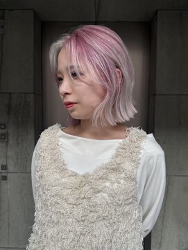 ゴートゥデイ 福岡大名Bellus店(GO TODAY) ホワイトピンククロスグラデーション