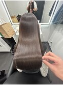 ロングヘアーミルクティベージュ髪質改善　赤坂見附