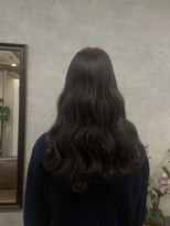 ウタリ(utari)&nbsp;透明感グレージュ【難波 桜川/髪質改善】