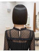 アッシュ 二子玉川店(Ash)&nbsp;20代の方へ襟元の高いお洋服でも落ち着くタッセルボブ