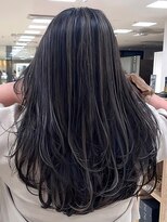 シャルムバイケンジ(Charm.by KENJE)&nbsp;デザインカラーバレイヤージュ細めハイライト白髪ぼかし東京銀座