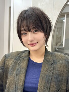 マウル ナゴヤ 名駅(MAEUL NAGOYA) 黒髪　レイヤーショートカット　ココアベージュ