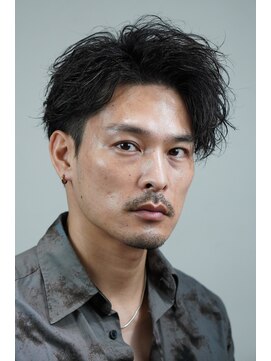 オーシャントーキョー ホワイト 原宿(OCEAN TOKYO WHITE) 黒髪ツイストスパイラル無造作アップバング