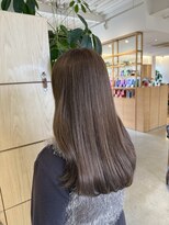 アドラーブル 万代店 (adorable)&nbsp;冬カラーブリーチ透明感ミルクティー◎愛されレイヤー小顔カット