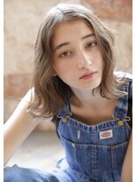 カライング(ing)&nbsp;【+～ing 】センターパートとハネが可愛いlob【柳沼くるみ】