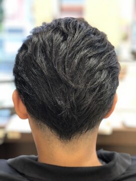 クアトロ 小山店(QUATRO) ツーブロック