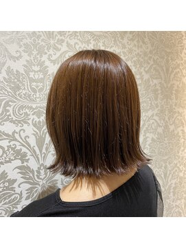 イーチ ディー ヘアーアンドトータルビューティー(each dee hair&total beauty) 【藤本　麻衣】王道外ハネ☆濡れ髪スタイル/ぱっつんボブ