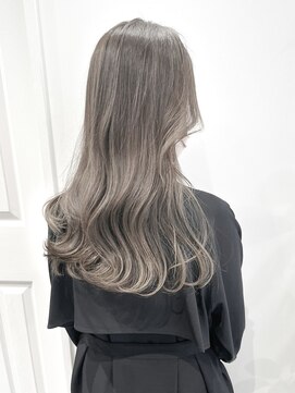 ミラ 新宿(MILA) セピアグレージュ/シアーグレージュ/プラチナベージュ/シルバー