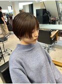 ショートボブ　耳掛けショート　マッシュウルフ