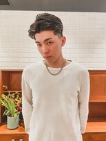 ルアウラフ(LUAU LOUGH)&nbsp;【YASU】就活生にもオススメ！ネオ七三/Instagram-@yasu_lough_