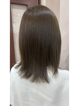 ブレス ザモール郡山店 オレンジ味をおさえてクールなイメージ