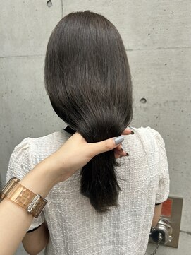 マグネ(magne) グレージュカラー