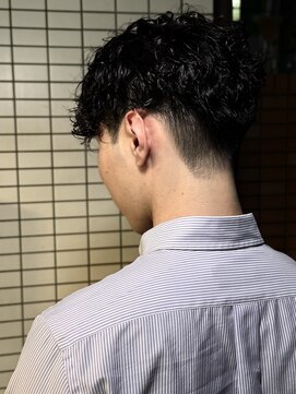 スウェル 柏店(Swell) #MEN’S HAIR#サーフカール#刈り上げセンターパート#フェード