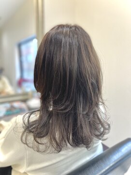 ヒーリングヘアーサロン コー(Healing Hair Salon Koo) オリーブミントカラー&レイヤーカット♪