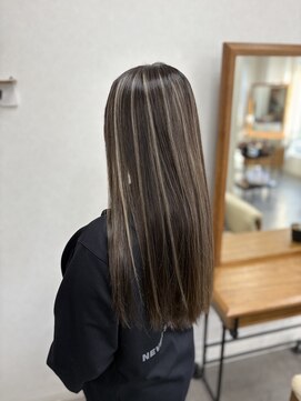 リングバイモアムー(Ring by Moremuu) ホワイトハイライト　ハイライトカラー