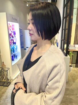 セブンベルベット(7 Velvet) ツヤ髪／ショートボブ／KAORI　SHINJYO