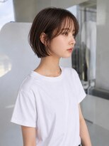 トリッカ シブヤ(TRICCA SHIBUYA)&nbsp;丸みショートボブ/シースルーバング/耳掛けショート/艶ブラウン